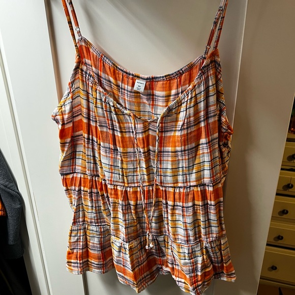 Old Navy Plaid Tank - Picture 3 of 4